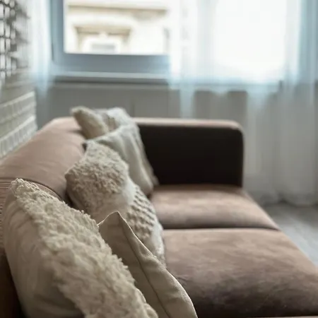 Elena Apartment *